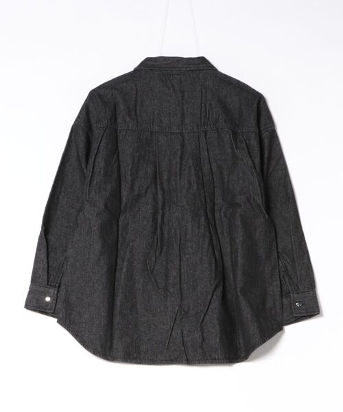 coca(coca)(コカ)の「オーバーサイズデニムシャツ(シャツ/ブラウス・レディース・ブルー/ブラック・L/M/S)」の3枚目の写真
