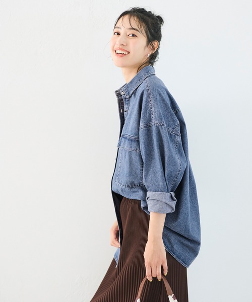 coca(coca)(コカ)の「オーバーサイズデニムシャツ(シャツ/ブラウス・レディース・ブルー/ブラック・L/M/S)」の6枚目の写真