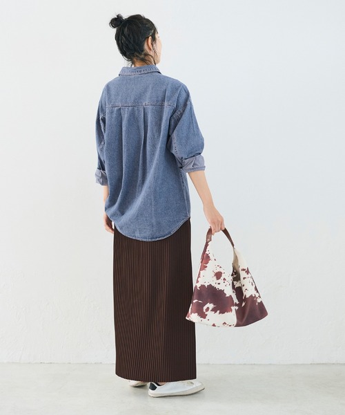 coca(coca)(コカ)の「オーバーサイズデニムシャツ(シャツ/ブラウス・レディース・ブルー/ブラック・L/M/S)」の7枚目の写真