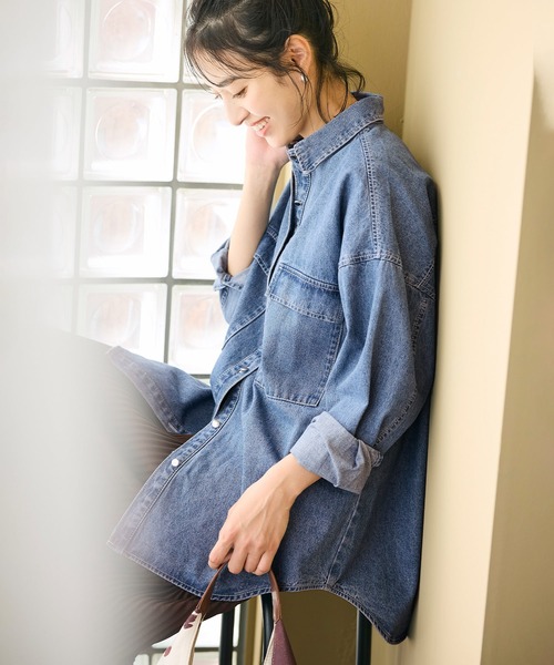 coca(coca)(コカ)の「オーバーサイズデニムシャツ(シャツ/ブラウス・レディース・ブルー/ブラック・L/M/S)」の10枚目の写真