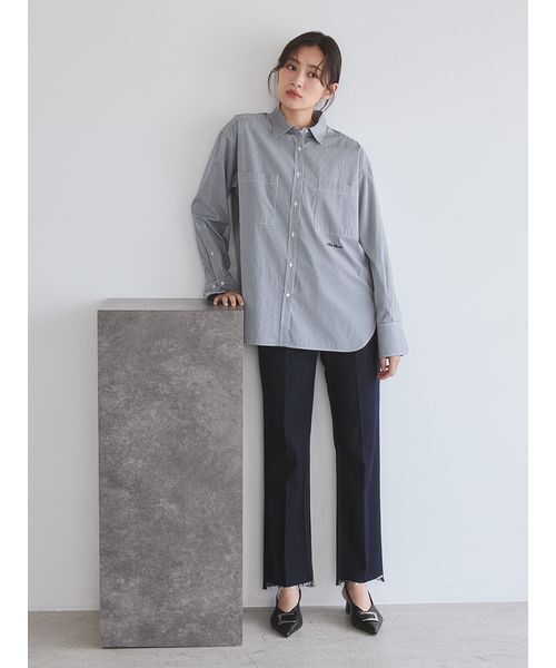 Mila Owen(ミラオーウェン)の「裾段差テーパードデニムパンツ(デニムパンツ・レディース・インディゴブルー/ブルー/ライトブルー/ブラック・2/00/1/0)」の10枚目の写真