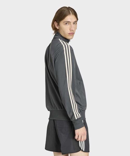 adidas(アディダス)の「ファイヤーバード トラックトップ / ジャージ / トラックジャケット / アディダスオリジナルス adidas Originals(ジャージ・メンズ・グレー・MEDIUM/3XL/LARGE/X-LARGE/X-SMALL/SMALL/XX-LARGE)」の2枚目の写真
