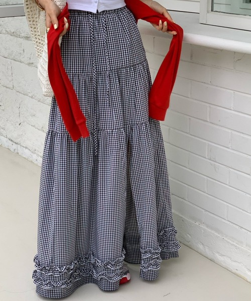 Girly Doll(ガーリードール)の「裾フリルスリット入りティアードギャザーロングスカート(スカート・レディース・ホワイト/ブラック/チェック・FREE)」の5枚目の写真