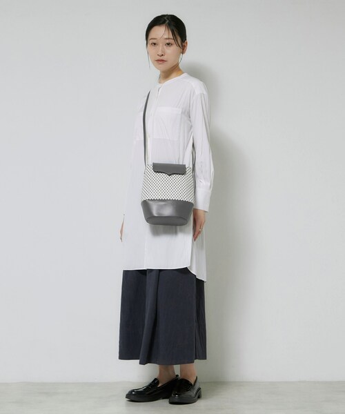 HIROKO HAYASHI（ヒロコハヤシ）の「STILLA（スティラ）ショルダーバッグ（ショルダーバッグ・レディース・ホワイト系3・00）」の4枚目の写真