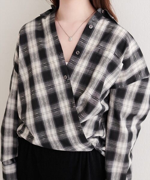 natural couture(ナチュラルクチュール)の「便利なマルチWAYチェックシャツ(シャツ/ブラウス・レディース・ブラウン/ブラック・FREE)」の18枚目の写真