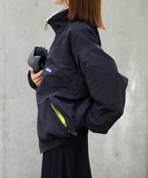 OUTDOOR PRODUCTS(アウトドアプロダクツ)の「FREECE LINED BOMBER JACKET(ブルゾン・レディース・ブラック/レッド・FREE)」の8枚目の写真
