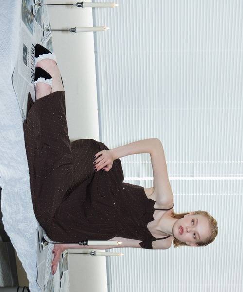 ANDRESD(アンドレスド)の「グリントリボンロングドレス / GLINT RIBBON LONG DRESS(ドレス・レディース・ブラック/ブラウン・S/M/L)」の11枚目の写真