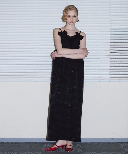 ANDRESD(アンドレスド)の「グリントリボンロングドレス / GLINT RIBBON LONG DRESS(ドレス・レディース・ブラック/ブラウン・S/M/L)」の17枚目の写真