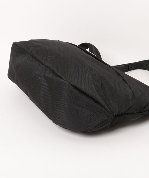 A.M.S.(エーエムエス)の「Mah エムエーエイチ Airy Tote 撥水 軽量ビジネス対応 スマートトートバッグ A4・PC収納対応(ビジネスバッグ・メンズ・ライトグレー/ブラック・FREE)」の5枚目の写真