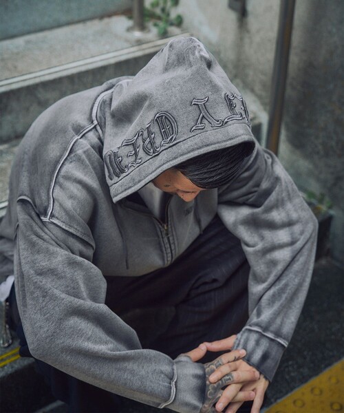 Subciety(サブサエティ)の「Double zip short hoodie(ベスト・メンズ・ブラック/グレー・L/M/S/XL)」の19枚目の写真