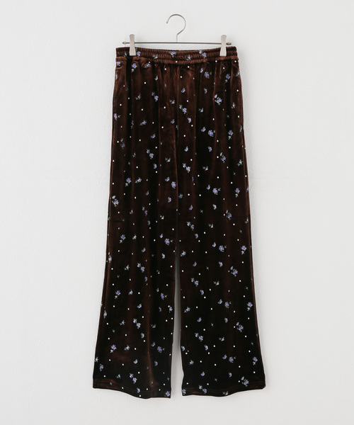 JOURNAL STANDARD relume(ジャーナルスタンダード レリューム)の「ベロアエンブロイダリーパンツ(その他パンツ・レディース・ブラック/ブラウン・FREE)」の2枚目の写真