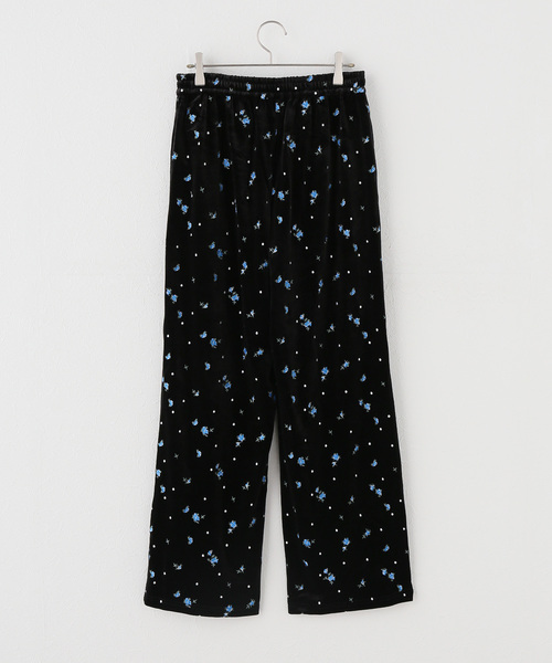 JOURNAL STANDARD relume(ジャーナルスタンダード レリューム)の「ベロアエンブロイダリーパンツ(その他パンツ・レディース・ブラック/ブラウン・FREE)」の3枚目の写真