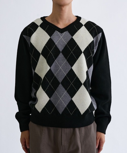 sedacle(セダクル)の「Argyle V-neck Knit/アーガイル Vネック ニット(ニット/セーター・メンズ・ブラック/ワインレッド・SMALL/MEDIUM/LARGE)」の3枚目の写真