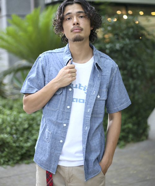 Denime（ドゥニーム）の「半袖ダンガリーシャツ（シャツ/ブラウス・メンズ・ネイビー/サックスブルー・LARGE/MEDIUM/X-LARGE）」の2枚目の写真