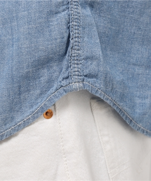 Denime（ドゥニーム）の「半袖ダンガリーシャツ（シャツ/ブラウス・メンズ・ネイビー/サックスブルー・LARGE/MEDIUM/X-LARGE）」の7枚目の写真