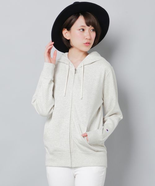 Champion（チャンピオン）の「【Champion】無地ジップパーカー（パーカー・レディース・グレー/ネイビー/カーキ/ワイン/キナリ/ブラック・SMALL/LARGE/MEDIUM）」の2枚目の写真