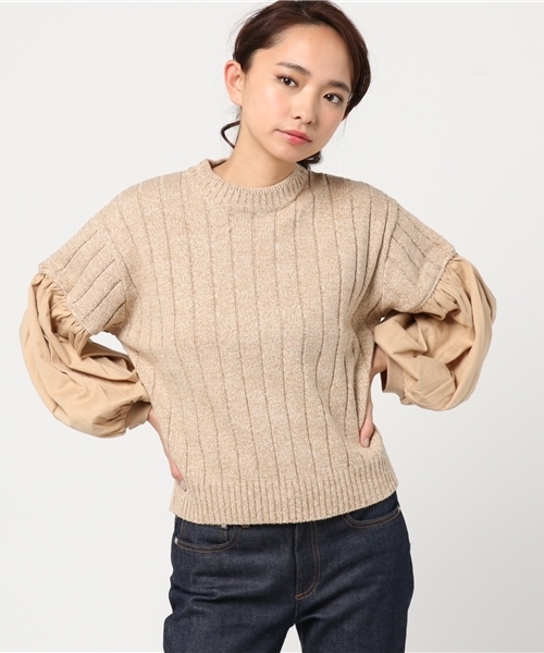 MOUSSY（マウジー）の「SWEAT COMBI VOLUME KNIT（ニット/セーター・レディース・オフホワイト/ベージュ/ネイビー・FREE）」の11枚目の写真