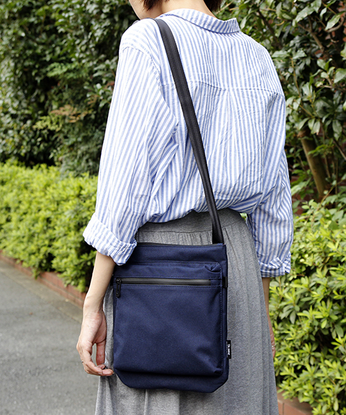 【Un coeur/アンクール】FPC(2)ショルダーバッグ(サコッシュ)K907229（ショルダーバッグ）｜Un coeur（アンクール）