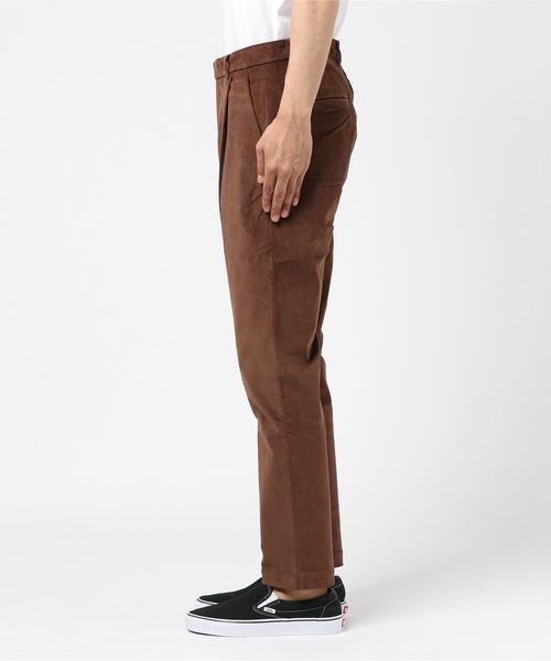 NANO universe（ナノユニバース）の「：１タックコーデュロイテーパードパンツ（その他パンツ・メンズ・ベージュ/ブラック/ダークブラウン/ネイビー・LARGE/MEDIUM/SMALL/X-LARGE）」の5枚目の写真