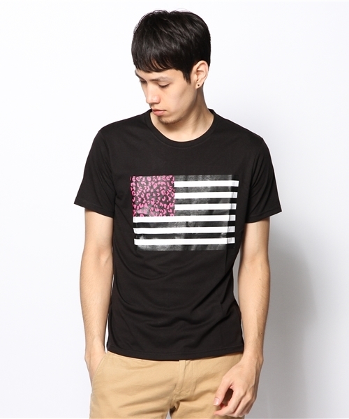 WEGO（ウィゴー）の「WEGO/国旗ロゴTシャツ（Tシャツ/カットソー・メンズ・ブルー/ホワイト/ブラック・LARGE/MEDIUM）」の3枚目の写真