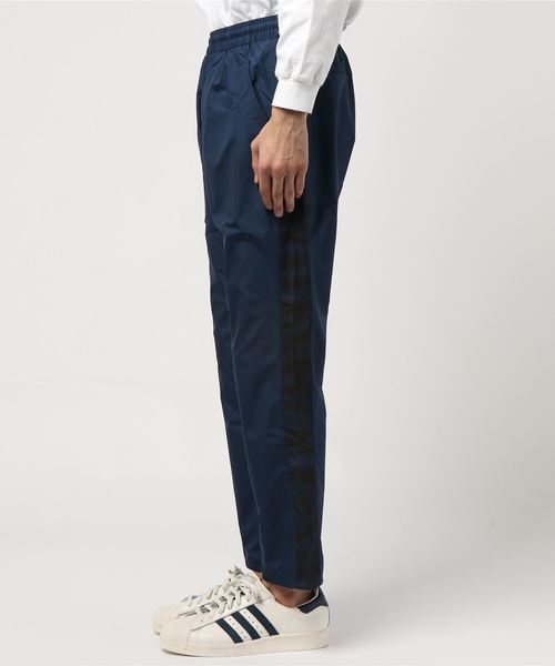 adidas（アディダス）の「アディダス M ID CAMOグラフィックウインドパンツ（裏起毛） DH3961（その他パンツ・メンズ・ブラック/ネイビー・LL/3L/S/M/L）」の4枚目の写真