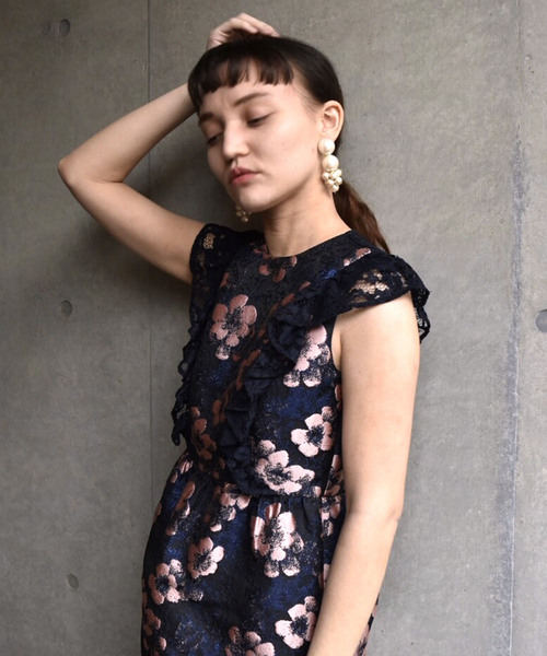 kaene(カエン)の「レース×ジャガードワンピース(ドレス・レディース・ブラック/ネイビー・38/36)」の14枚目の写真