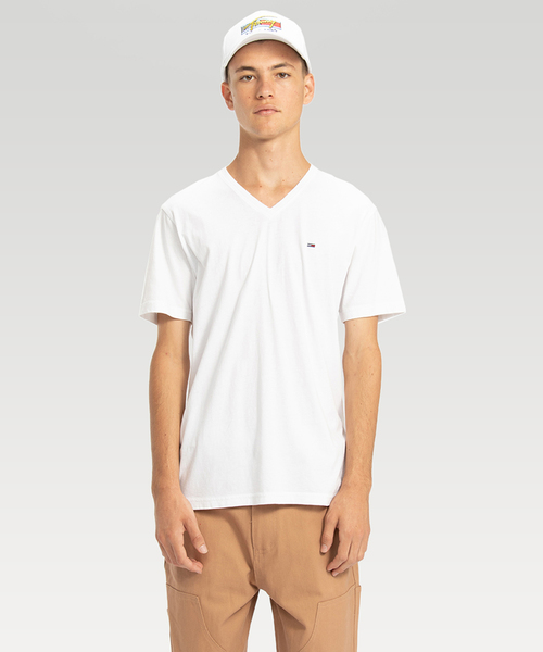 tommy jeans(トミー ジーンズ)の「ベーシックVネックTシャツ(Tシャツ/カットソー・メンズ・ホワイト/ブラック/ネイビー/グレー・SMALL/MEDIUM/LARGE/X-LARGE)」の17枚目の写真