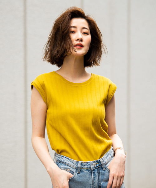 Aunt Marie's(アントマリーズ)の「AUNT MARIE'S 《汗ジミ防止》アンチステインワイドリブフレンチカットソー(Tシャツ/カットソー・レディース・ホワイト/ブラック/グレー/ブルー/パープル/ブラウン/マスタード・FREE)」の1枚目の写真