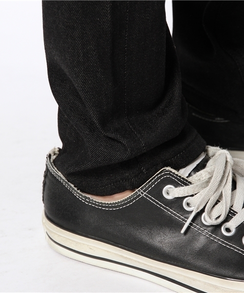 ROSE BUD COUPLES (ローズ バッド カップルズ)の「APRIL 77 / ブラック デニム ストレッチ パンツ(デニムパンツ・メンズ・ブラック・31/29/33/30/32/28)」の4枚目の写真