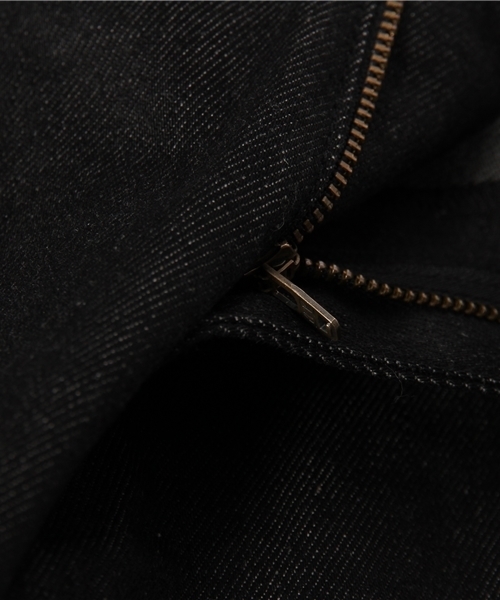 ROSE BUD COUPLES (ローズ バッド カップルズ)の「APRIL 77 / ブラック デニム ストレッチ パンツ(デニムパンツ・メンズ・ブラック・31/29/33/30/32/28)」の2枚目の写真