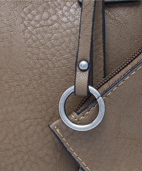 NANO universe（ナノユニバース）の「×トートインショルダーバッグ（ショルダーバッグ・レディース・ベージュ/キャメル/ダークブラウン/チャコール・FREE）」の11枚目の写真