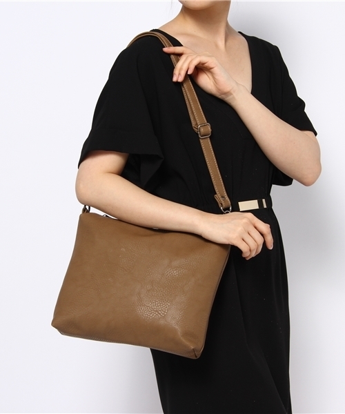 NANO universe（ナノユニバース）の「×トートインショルダーバッグ（ショルダーバッグ・レディース・ベージュ/キャメル/ダークブラウン/チャコール・FREE）」の9枚目の写真