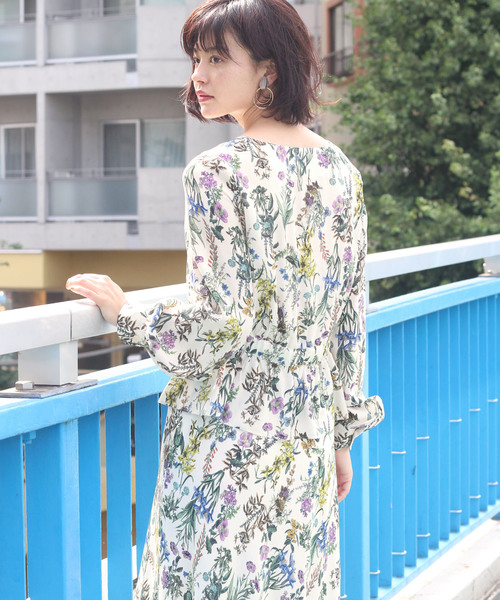 ストア のファッション インザ フラワープリントウエストベルトvネックブラウス セットアップ可 シャツ ブラウス トップス In The In セール Tite Store ティテ The