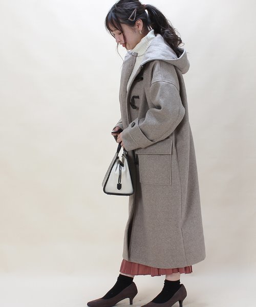 TRUDEA（トルディア）の「オーバーサイズ　ダッフルコート  【non-no  2月号掲載】（ダッフルコート・レディース・グレー/オートミール/ベージュ/モカ/オレンジ/ブラック・FREE）」の9枚目の写真