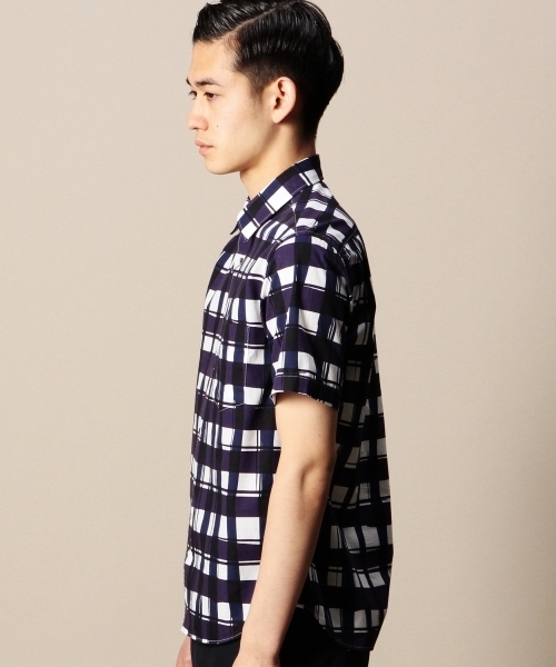 BEAUTY&YOUTH UNITED ARROWS(ビューティーアンドユースユナイテッドアローズ)の「BY ドローイング ギンガム レギュラーカラー シャツ(シャツ/ブラウス・メンズ・ダークグレー/ネイビー・SMALL/MEDIUM/LARGE/X-LARGE/X-SMALL)」の3枚目の写真