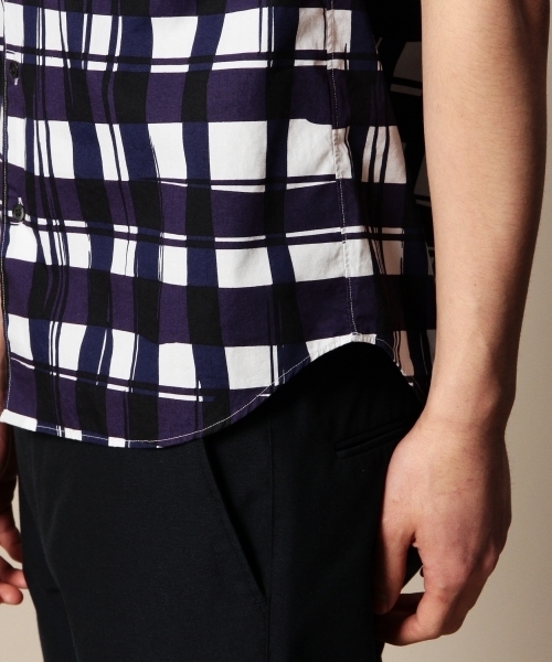 BEAUTY&YOUTH UNITED ARROWS(ビューティーアンドユースユナイテッドアローズ)の「BY ドローイング ギンガム レギュラーカラー シャツ(シャツ/ブラウス・メンズ・ダークグレー/ネイビー・SMALL/MEDIUM/LARGE/X-LARGE/X-SMALL)」の8枚目の写真