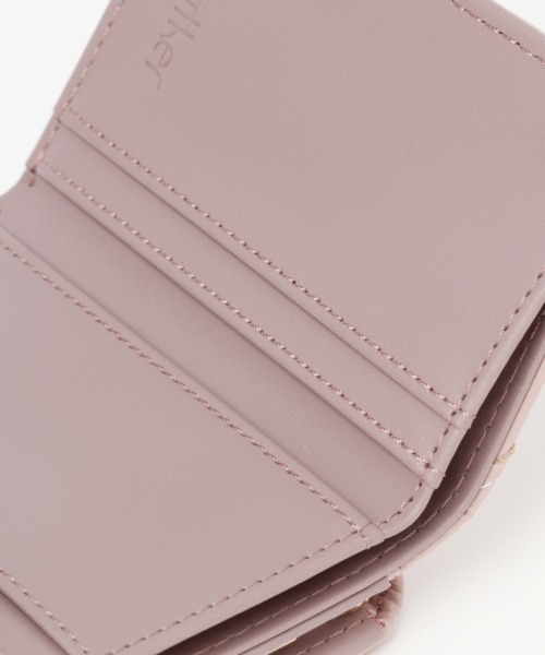 Heather(ヘザー)の「レターエナメルミニウォレット 874275(財布・レディース・ライトブルー/ベージュ/ピンク・FREE)」の17枚目の写真