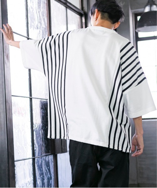 Beno(ビーノ)の「ミニ裏毛 / ハイブリッド ストライプ切替 オーバーサイズ スピンドル Tシャツ(Tシャツ/カットソー・メンズ・ベージュ/オフホワイト/ブラック・FREE)」の6枚目の写真