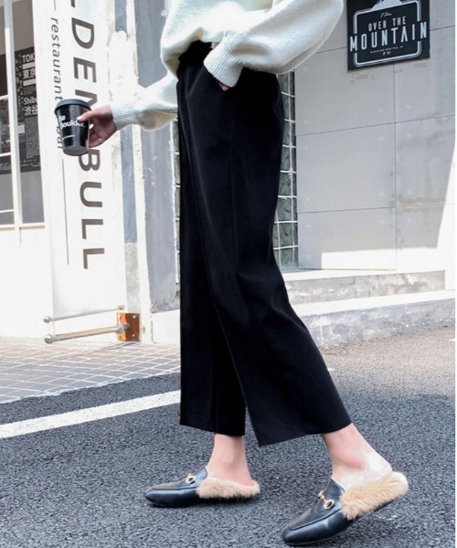 Ritzy（リッツィー）の「ストレッチワイドイージーパンツ（チノパンツ・レディース・ブラック/ブラウン/オフホワイト・M/L）」の7枚目の写真
