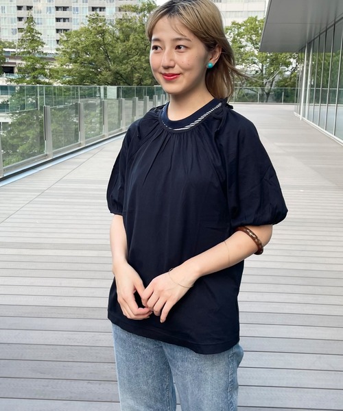 BEAMS BOY(ビームスボーイ)の「BEAMS BOY / リボン パフスリーブ Tシャツ(Tシャツ/カットソー・レディース・ブラック/レッド・ONE SIZE)」の1枚目の写真