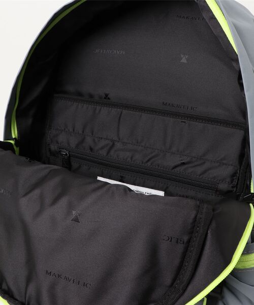 MAKAVELIC（マキャベリック）の「MAKAVELIC/JADE B.U. BACKPACK EVOLUTION（バックパック/リュック・メンズ・グレー・FREE）」の4枚目の写真