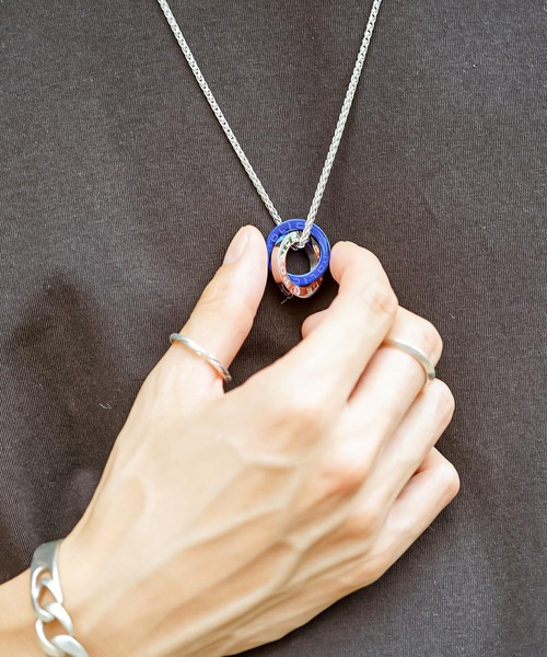 POLICE（ポリス）の「【POLICE】ポリス OTEMANU メンズ ダブルリング ネックレス（ネックレス・メンズ・シルバー×ブルー/イエローゴールド/ブラック×シルバー・FREE）」の19枚目の写真