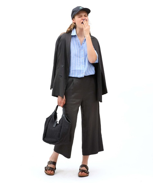 INED(イネド)の「タックワイドパンツ《PONTETORTO》(その他パンツ・レディース・ダークブラウン/ライトホワイト/オフホワイト・7号/9号/11号)」の5枚目の写真