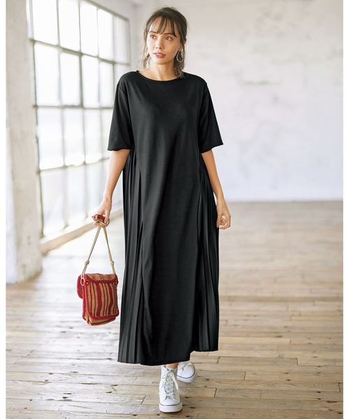 GeeRA(ジーラ)の「プリーツ切替フレアーワンピース(ワンピース・レディース・ブラック/パープル・X-LARGE/MEDIUM/LARGE/SMALL/XX-LARGE)」の6枚目の写真