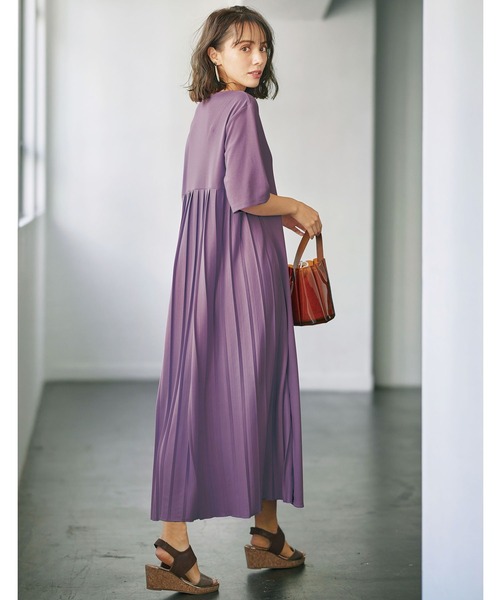 GeeRA(ジーラ)の「プリーツ切替フレアーワンピース(ワンピース・レディース・ブラック/パープル・X-LARGE/MEDIUM/LARGE/SMALL/XX-LARGE)」の8枚目の写真