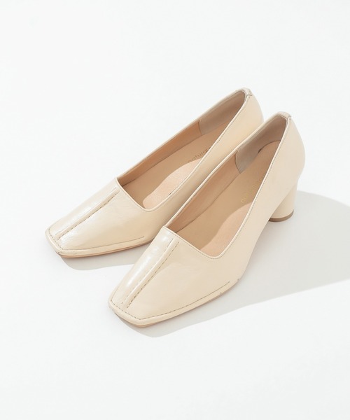 natural couture（ナチュラルクチュール）の「センターシ―ムスクエアトゥパンプス（パンプス・レディース・ミント/ブラック/アイボリー・MEDIUM/LARGE）」の2枚目の写真