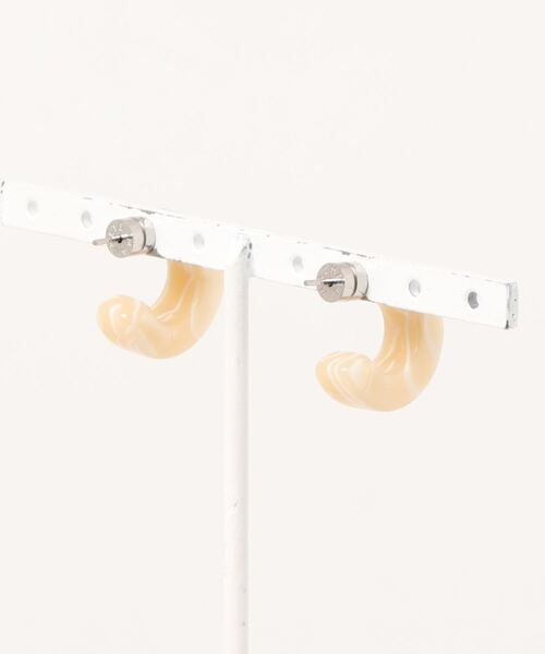 Charles Chaton(シャルルシャトン)の「MACHETE muse hoops(ピアス(両耳用)・レディース・アイボリー/ピンク・FREE)」の3枚目の写真