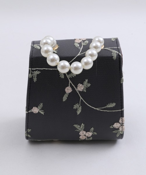 WC（ダブル シー）の「チュールスクエアバッグ（ハンドバッグ・レディース・アイボリー/ブラック・FREE）」の6枚目の写真