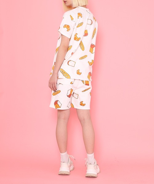 PUNYUS（プニュズ）の「フード総柄Ｔシャツ(PAN)（Tシャツ/カットソー・レディース・その他2・2/1/3/4）」の13枚目の写真