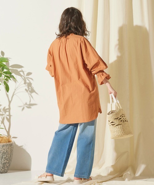 LIPSTAR（リップスター）の「ラウンドヘム刺繍ブラウス（シャツ/ブラウス・レディース・オレンジ/ベージュ/ブラック・M）」の8枚目の写真